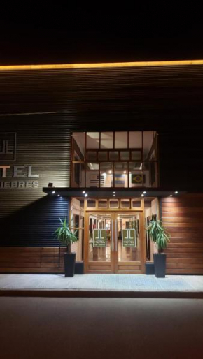  Hotel Las Liebres  Вильягуай